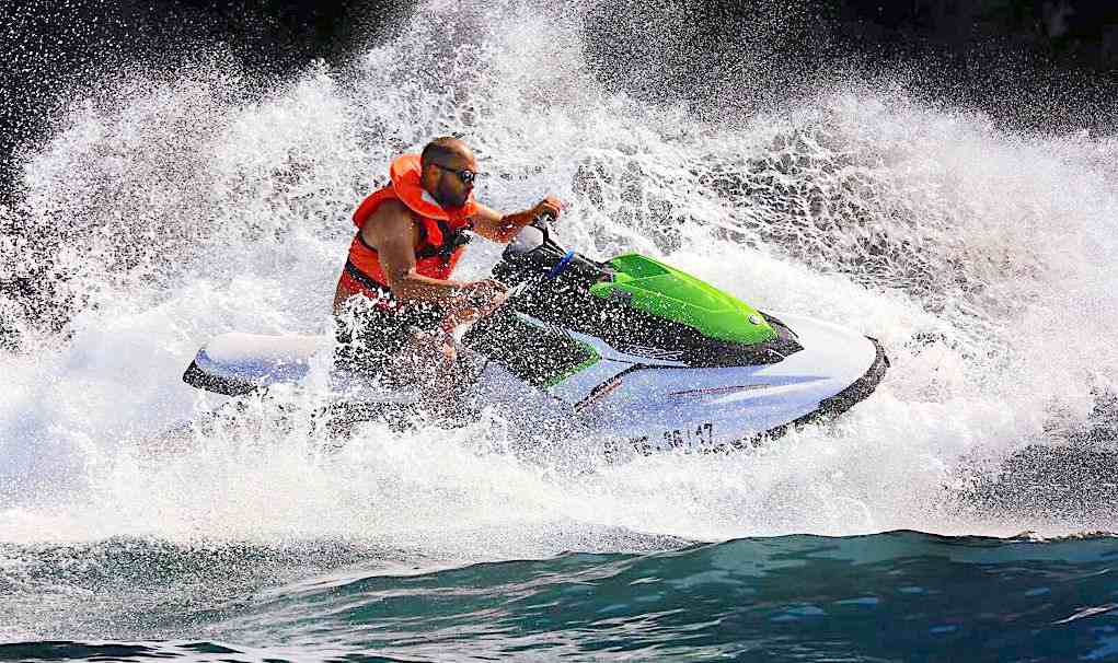 Jet ski safari in Tenerife for one or two people, 1 hour