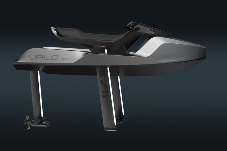 Startup presented an electric hydrofoil jet ski